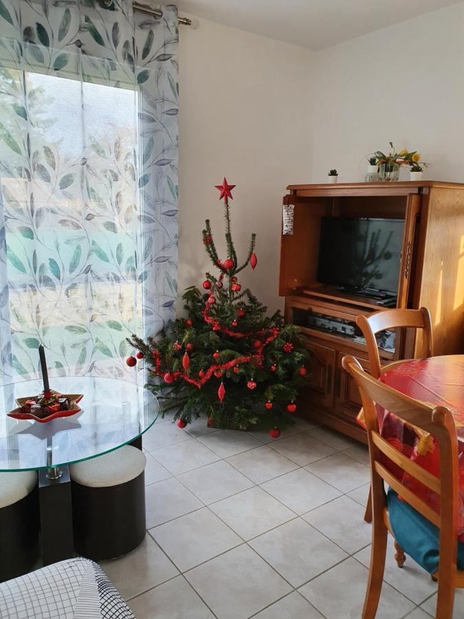 Gite Locmousteru Zewnętrze zdjęcie