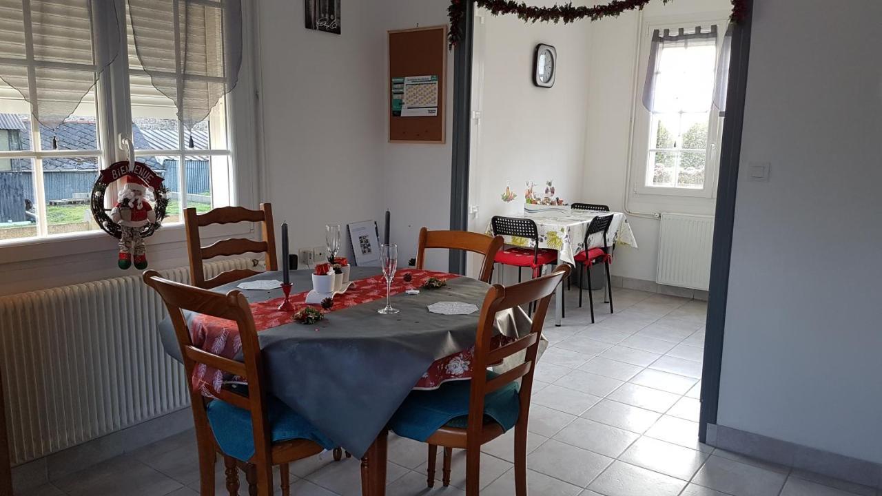 Gite Locmousteru Zewnętrze zdjęcie
